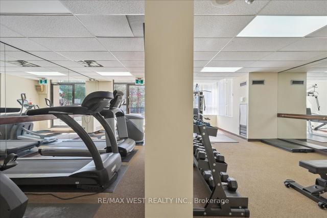 1510 - 10 Malta Ave, Condo with 2 bedrooms, 2 bathrooms and 1 parking in Brampton ON | Image 2