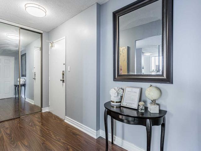 911 - 100 Wingarden Crt, Condo with 2 bedrooms, 2 bathrooms and 1 parking in Toronto ON | Image 12