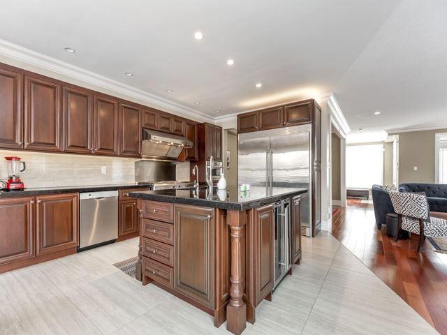 4 Portia St, House detached with 4 bedrooms, 4 bathrooms and 4 parking in Toronto ON | Image 8