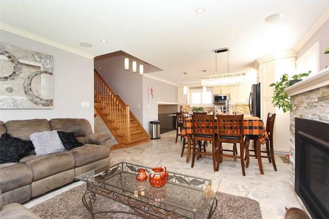 143 Seneca Ave, House detached with 3 bedrooms, 2 bathrooms and 4 parking in Oshawa ON | Image 6