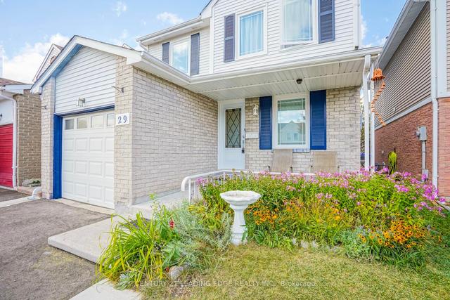 upper - 29 Junewood Cres, House detached with 4 bedrooms, 2 bathrooms and 1 parking in Brampton ON | Image 21