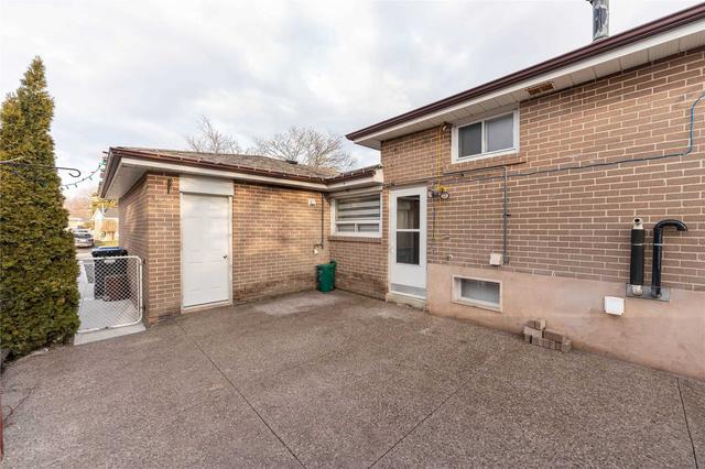 60 Braemar Dr, House detached with 3 bedrooms, 2 bathrooms and 5 parking in Brampton ON | Image 15