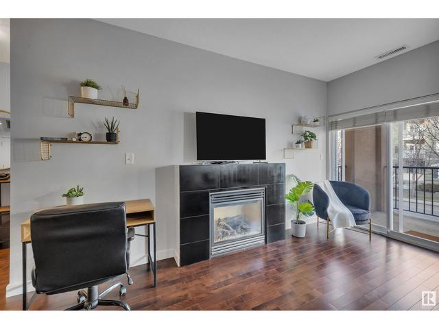 209 - 11203 103a Av Nw, Condo with 2 bedrooms, 2 bathrooms and 2 parking in Edmonton AB | Image 7