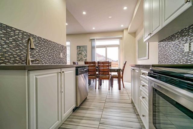 49 Zelda Rd, House attached with 4 bedrooms, 3 bathrooms and 3 parking in Brampton ON | Image 8