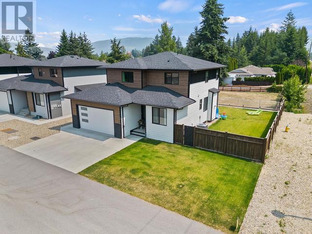1 - 1441 20 Avenue Se, House detached with 5 bedrooms, 3 bathrooms and 2 parking in Salmon Arm BC | Image 22