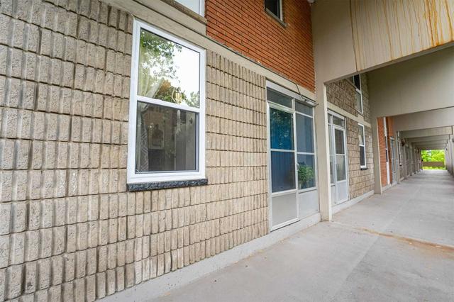 341 - 350 Quigley Rd, Condo with 3 bedrooms, 1 bathrooms and 1 parking in Hamilton ON | Image 22