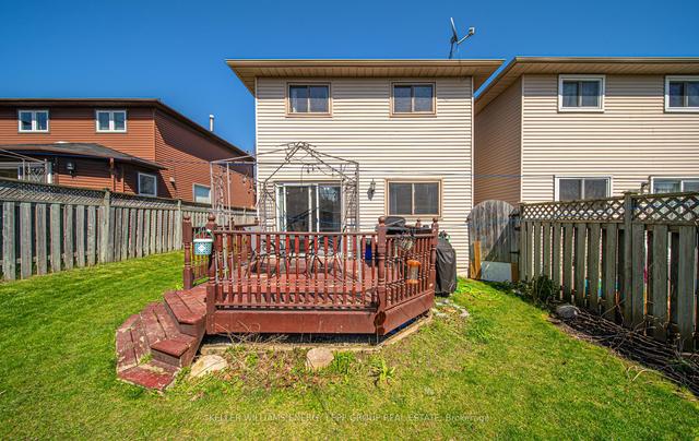 792 Crowells St, House detached with 3 bedrooms, 2 bathrooms and 3 parking in Oshawa ON | Image 25
