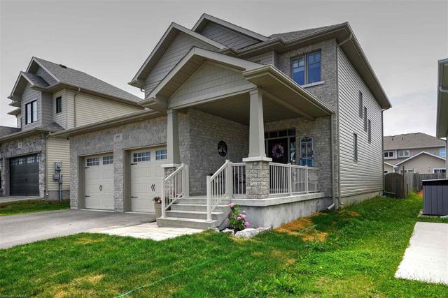 1447 Evergreen Drive, House detached with 6 bedrooms, 3 bathrooms and 4 parking in Kingston ON | Image 2