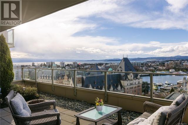 1702 - 707 Courtney St, Condo with 2 bedrooms, 2 bathrooms and 2 parking in Victoria BC | Image 22