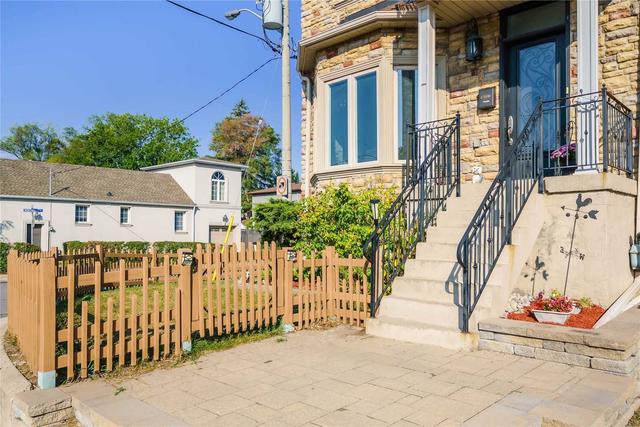 504 Cosburn Ave, House detached with 4 bedrooms, 3 bathrooms and 2 parking in Toronto ON | Image 22