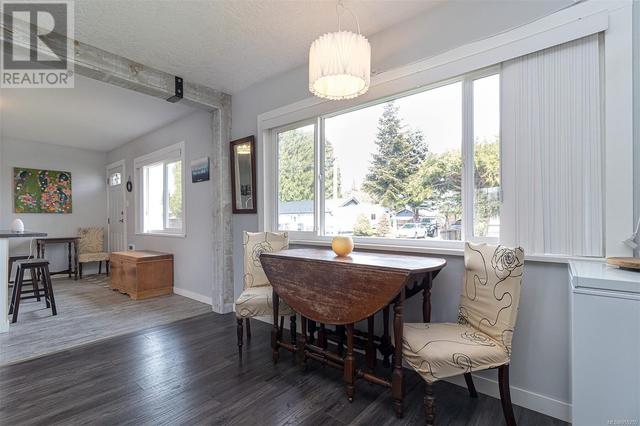 1040 Chaster St, House detached with 2 bedrooms, 1 bathrooms and 3 parking in Duncan BC | Image 9