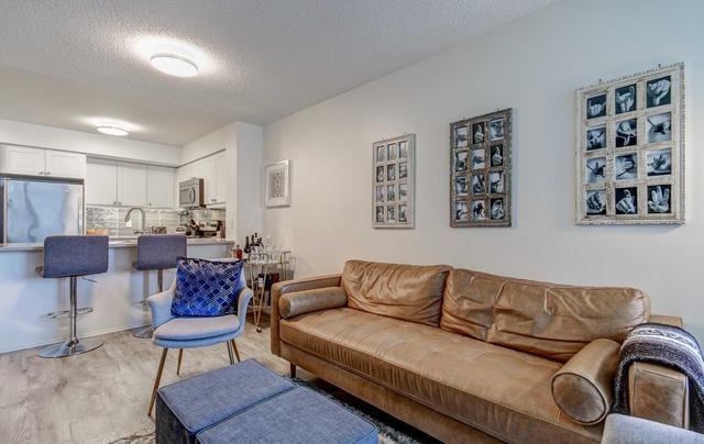 928 - 25 Lower Simcoe St, Condo with 1 bedrooms, 1 bathrooms and 1 parking in Toronto ON | Image 17