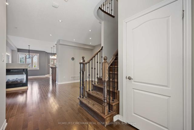 10 Woodville Dr, House detached with 4 bedrooms, 4 bathrooms and 4 parking in Vaughan ON | Image 30