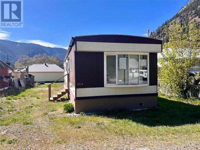 916 Cawston Avenue, House other with 2 bedrooms, 1 bathrooms and null parking in Okanagan Similkameen G BC | Image 1