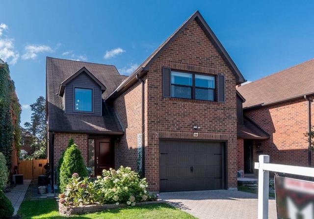 4100 Lastrada Hts, House detached with 3 bedrooms, 3 bathrooms and 2 parking in Mississauga ON | Image 1