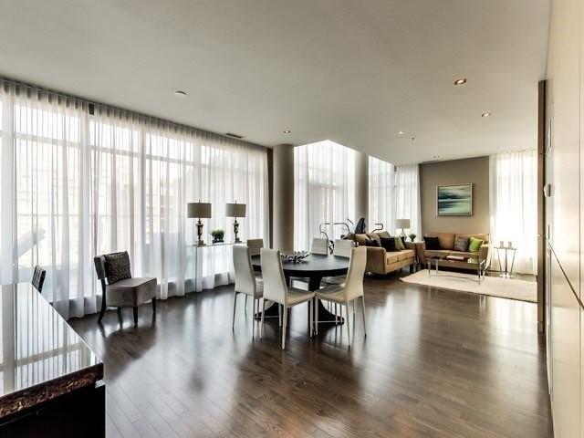 uph15 - 21 Nelson St, Condo with 2 bedrooms, 3 bathrooms and 2 parking in Toronto ON | Image 5