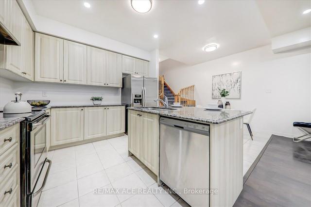 6 Keenlyside Lane, House attached with 3 bedrooms, 3 bathrooms and 2 parking in Ajax ON | Image 10