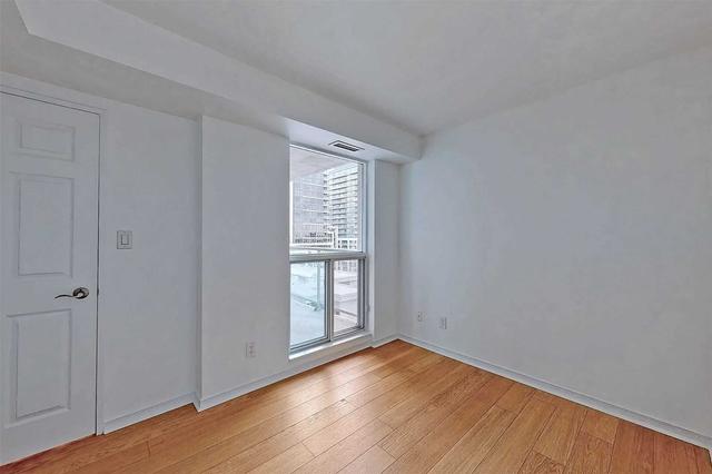 1003 - 230 King St E, Condo with 2 bedrooms, 1 bathrooms and 1 parking in Toronto ON | Image 13