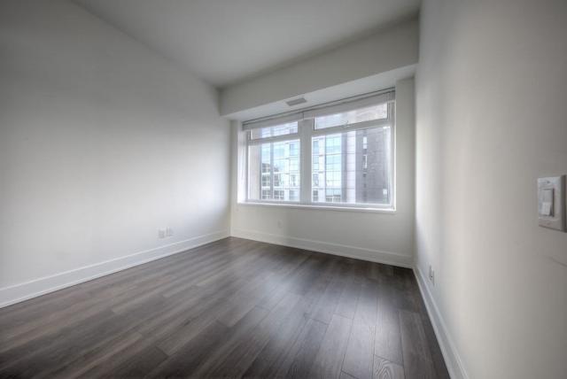 1508 - 111 St. Clair Ave W, Condo with 1 bedrooms, 2 bathrooms and 1 parking in Toronto ON | Image 6