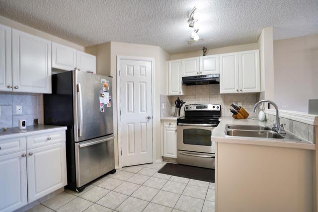 1 - 1823 35 Street Se, Condo with 2 bedrooms, 2 bathrooms and 1 parking in Calgary AB | Image 10