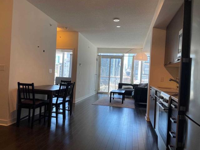 1104 - 295 Adelaide St W, Condo with 1 bedrooms, 1 bathrooms and 0 parking in Toronto ON | Image 16