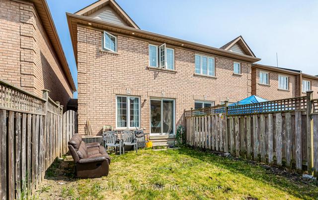 3513 Southwick St, House attached with 3 bedrooms, 3 bathrooms and 3 parking in Mississauga ON | Image 29