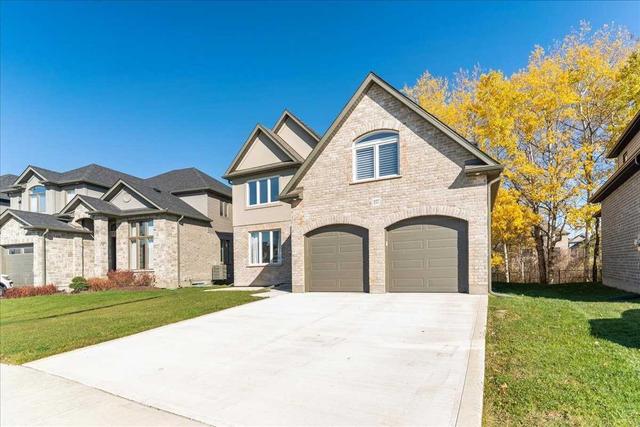 357 Masters Dr, House detached with 4 bedrooms, 3 bathrooms and 4 parking in Woodstock ON | Image 1