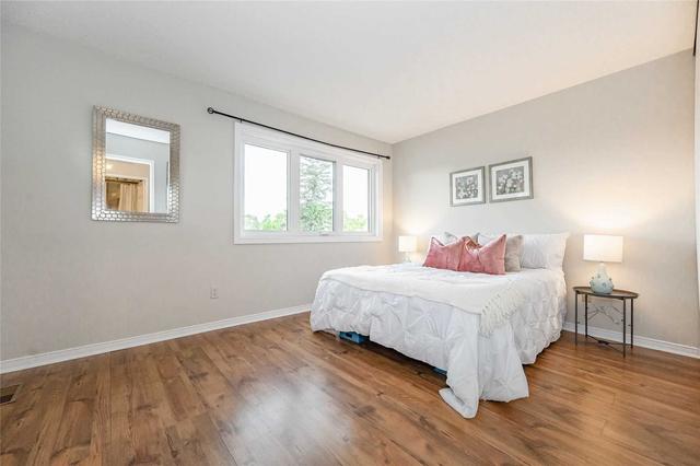 1 - 302 College Ave, Townhouse with 3 bedrooms, 2 bathrooms and 2 parking in Guelph ON | Image 15