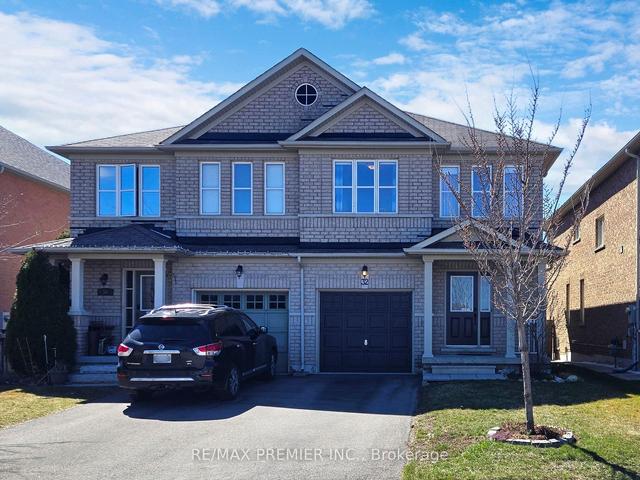 32 Black Maple Cres, House semidetached with 3 bedrooms, 4 bathrooms and 3 parking in Vaughan ON | Image 1