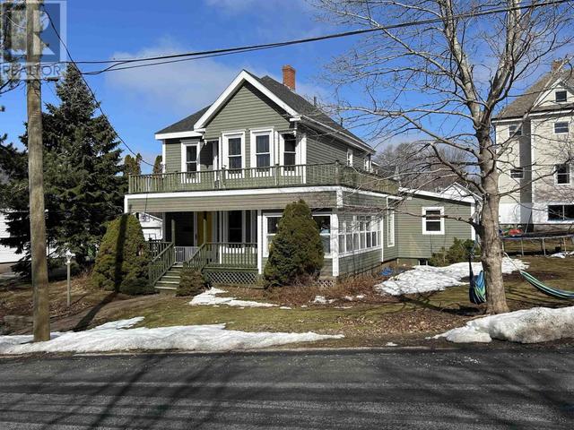 320 Fraser Street, House detached with 3 bedrooms, 1 bathrooms and null parking in New Glasgow NS | Image 3