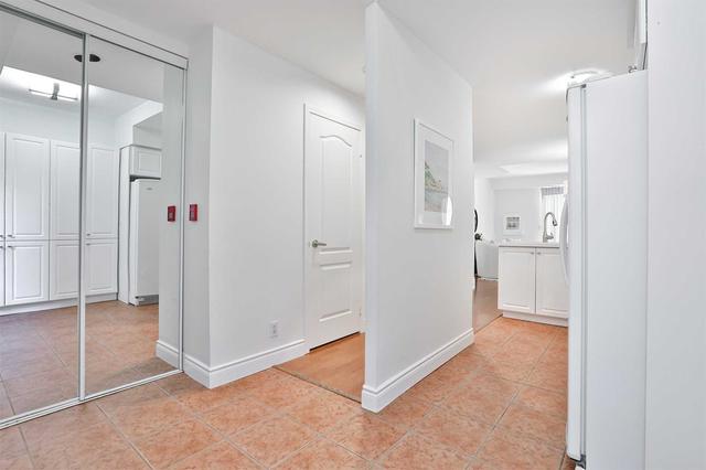 311 - 20 Collier St, Townhouse with 2 bedrooms, 2 bathrooms and 1 parking in Toronto ON | Image 28