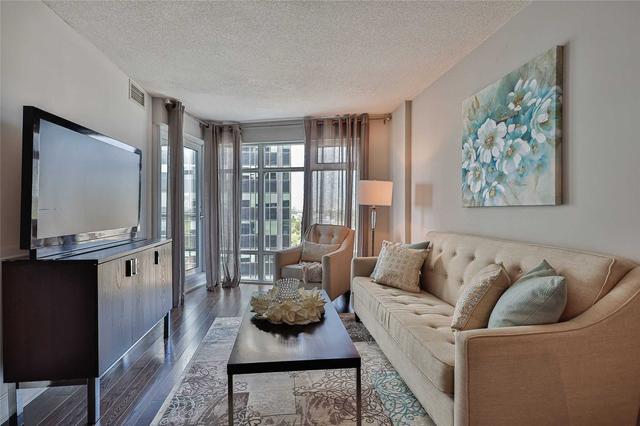 1706 - 2181 Yonge St, Condo with 1 bedrooms, 1 bathrooms and 1 parking in Toronto ON | Image 3