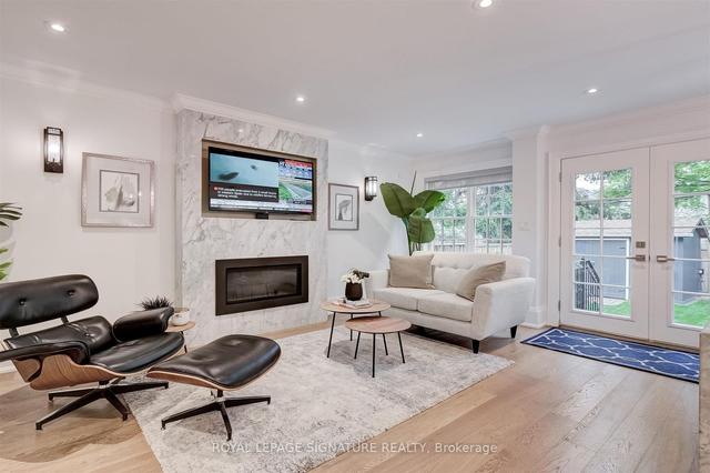 27 Chudleigh Ave, House detached with 4 bedrooms, 5 bathrooms and 3 parking in Toronto ON | Image 8