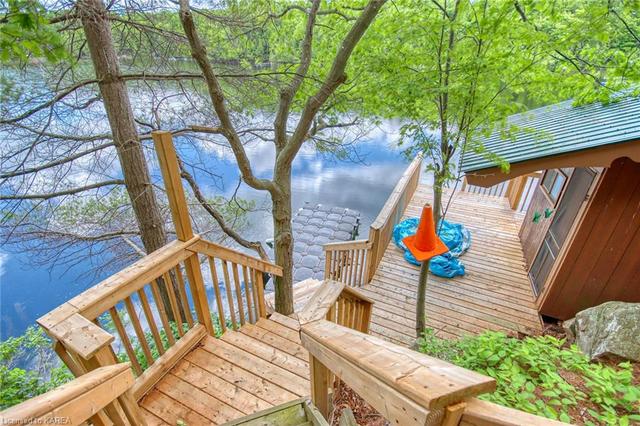 2368 Little Long Lake Road, House detached with 4 bedrooms, 2 bathrooms and 5 parking in South Frontenac ON | Image 37