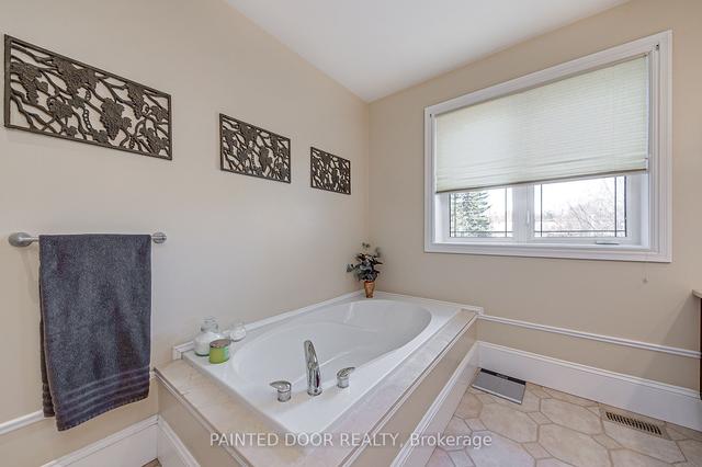 109 Huronia Rd, House detached with 5 bedrooms, 4 bathrooms and 11 parking in Barrie ON | Image 14