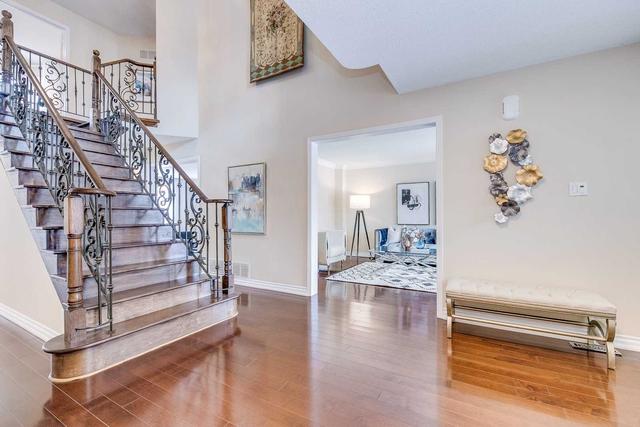 2113 Grosvenor St, House detached with 6 bedrooms, 5 bathrooms and 5 parking in Oakville ON | Image 12