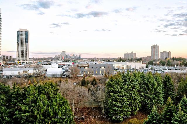 909 - 7250 Yonge St S, Condo with 2 bedrooms, 2 bathrooms and 1 parking in Vaughan ON | Image 6