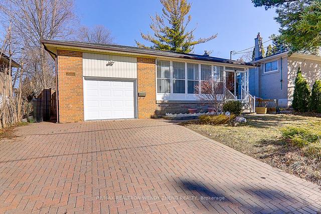 106 Rameau Dr, House detached with 3 bedrooms, 3 bathrooms and 3 parking in Toronto ON | Image 12
