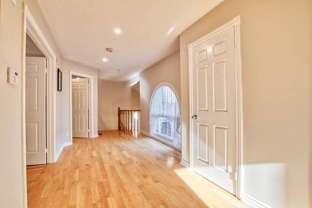 4 Millstone Crt, House detached with 4 bedrooms, 4 bathrooms and 6 parking in Markham ON | Image 8