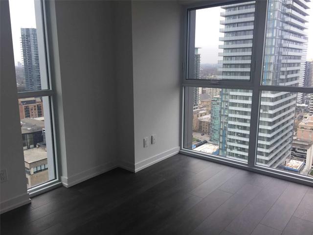 2605 - 125 Redpath Ave, Condo with 1 bedrooms, 2 bathrooms and 0 parking in Toronto ON | Image 4