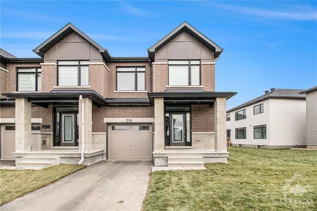 218 Zinnia Way, Townhouse with 3 bedrooms, 3 bathrooms and 3 parking in Ottawa ON | Card Image