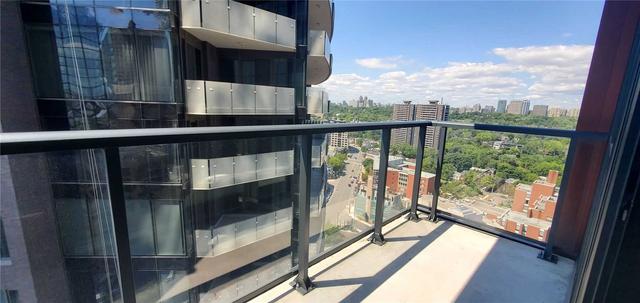 2101 - 32 Davenport Rd, Condo with 0 bedrooms, 1 bathrooms and 0 parking in Toronto ON | Image 17