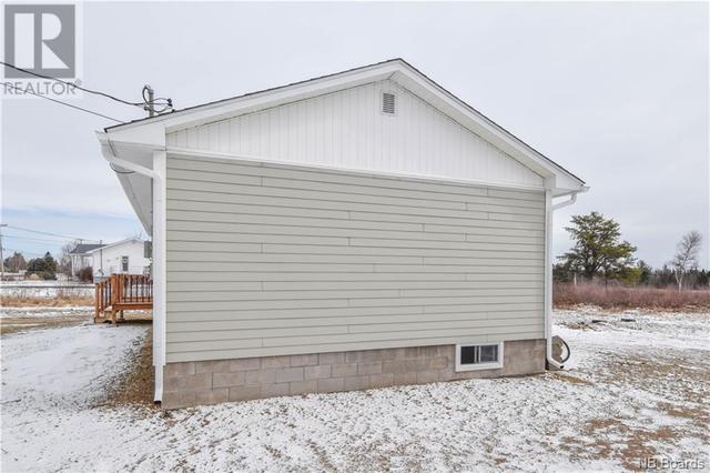 4906 - 11 Route, House detached with 2 bedrooms, 1 bathrooms and null parking in Tracadie NB | Image 4