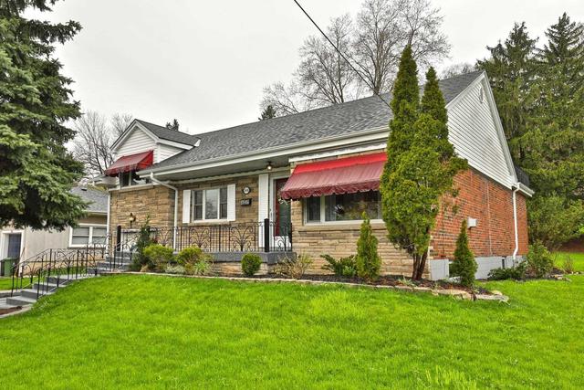 140 Kimberly Dr, House detached with 4 bedrooms, 3 bathrooms and 4 parking in Hamilton ON | Image 1