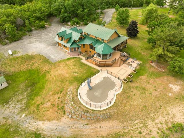 10380 Highway 41 N, House detached with 3 bedrooms, 2 bathrooms and 10 parking in Addington Highlands ON | Image 12