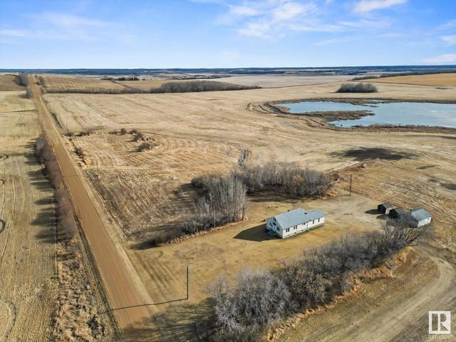 59309 Range Road 165, House detached with 3 bedrooms, 2 bathrooms and null parking in Smoky Lake County AB | Image 3
