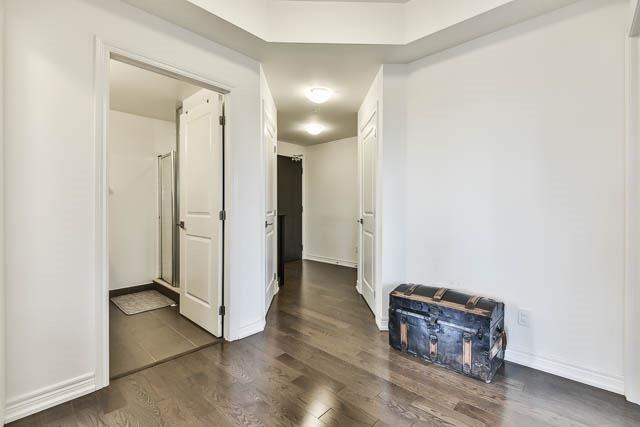312 - 23 Glebe Rd W, Condo with 2 bedrooms, 2 bathrooms and 1 parking in Toronto ON | Image 6