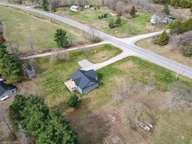616 County Road 13, House detached with 4 bedrooms, 3 bathrooms and null parking in Stone Mills ON | Image 36