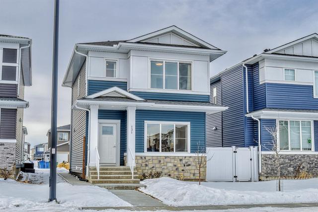 131 Chelsea Road, House detached with 3 bedrooms, 2 bathrooms and 3 parking in Calgary AB | Image 2