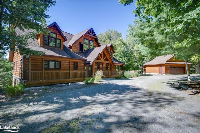 1254 Charlie Thompson Road, House detached with 4 bedrooms, 3 bathrooms and 8 parking in Lake of Bays ON | Image 1